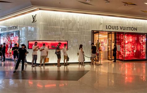 louis vuitton belgrade address|louis vuitton store locator.